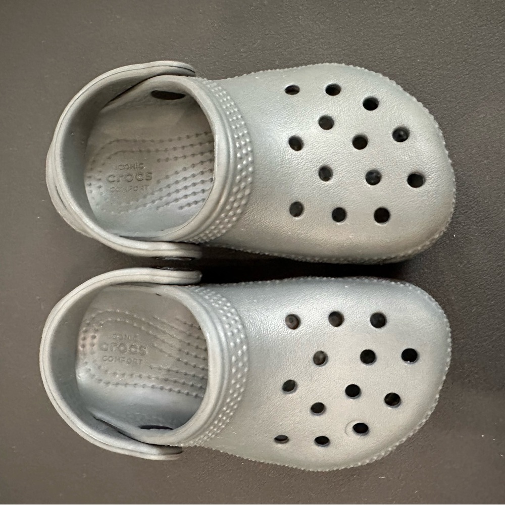 CROCS Gray Water Shoes with Ventilation and Comfort